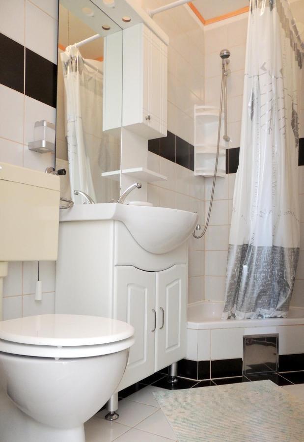Apartman Husic Đảo Pag Ngoại thất bức ảnh