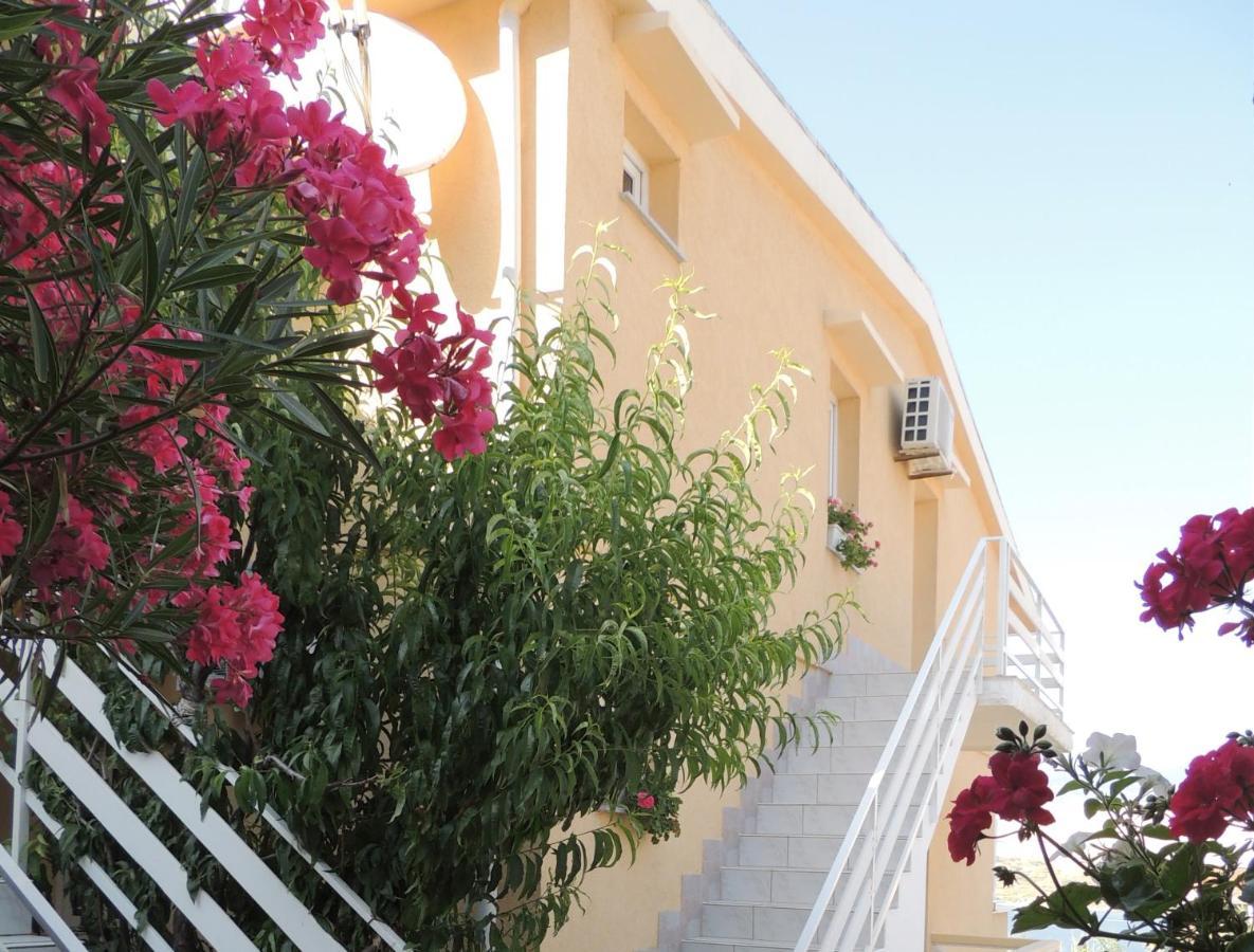 Apartman Husic Đảo Pag Ngoại thất bức ảnh