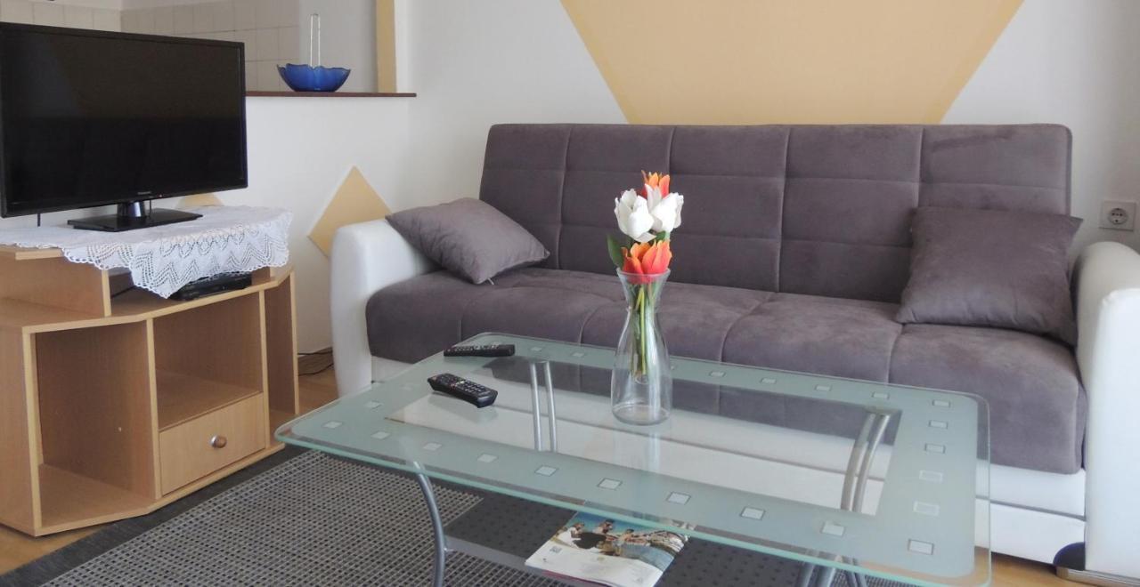 Apartman Husic Đảo Pag Ngoại thất bức ảnh