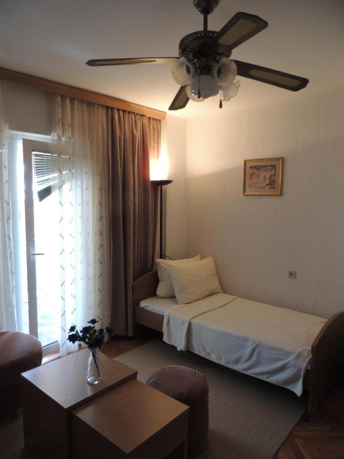 Apartman Husic Đảo Pag Ngoại thất bức ảnh